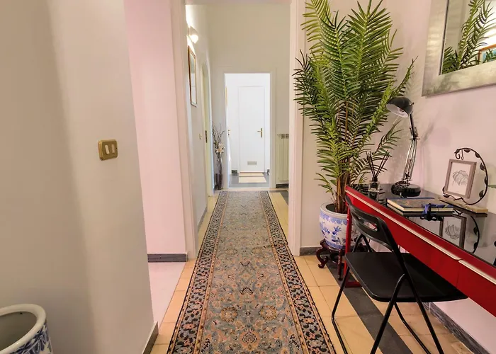 St Peter's Boutique Retreat - Vatican Walls Apartment