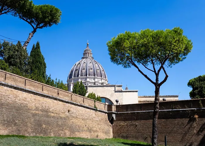 St Peter's Boutique Retreat - Vatican Walls *